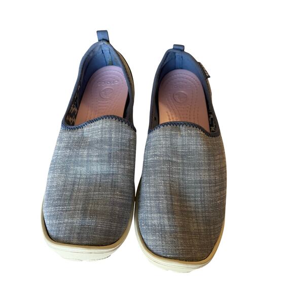 Crocs | Women's Size 9 Busy Day Slip-ons - Picture 2 of 10